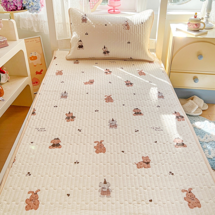 91家纺网 家纺一手货源 找家纺 卡普二店 2026新款A类锦氨凉感印花夏被四件套床盖凉席款--三件套 奶咖萌宠