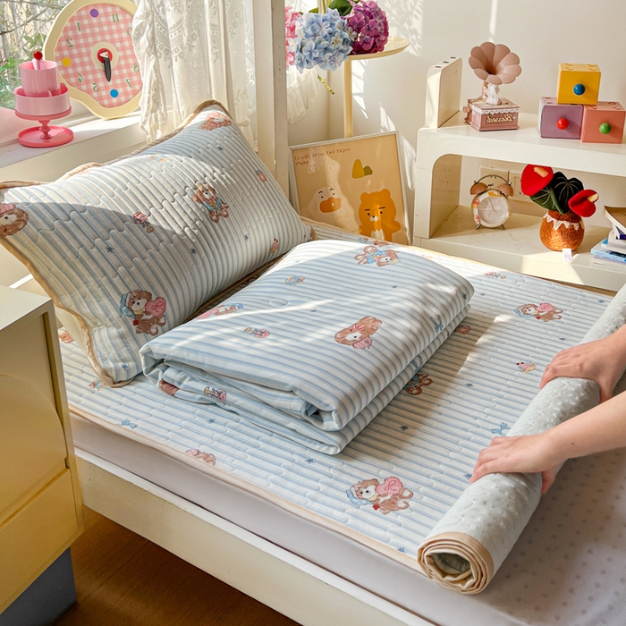 卡普二店 2026新款A类锦氨凉感印花夏被四件套床盖凉席款--三件套 条纹熊