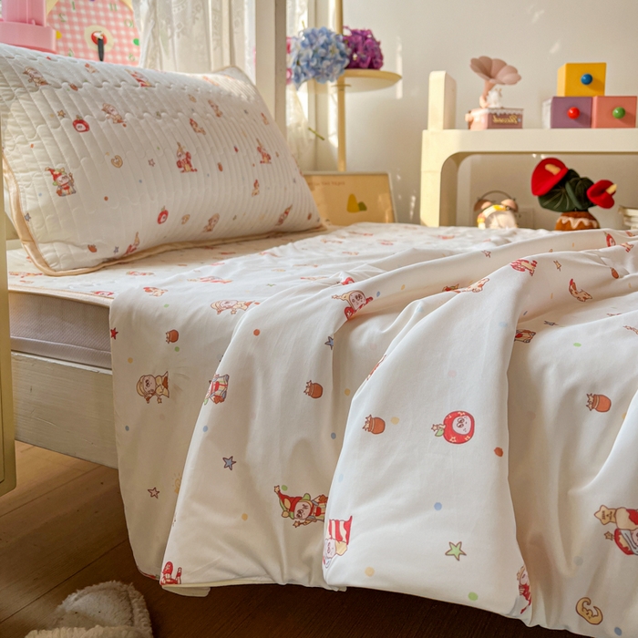 91家纺网 家纺一手货源 找家纺 卡普二店 2026新款A类锦氨凉感印花夏被四件套床盖凉席款--三件套 星星人