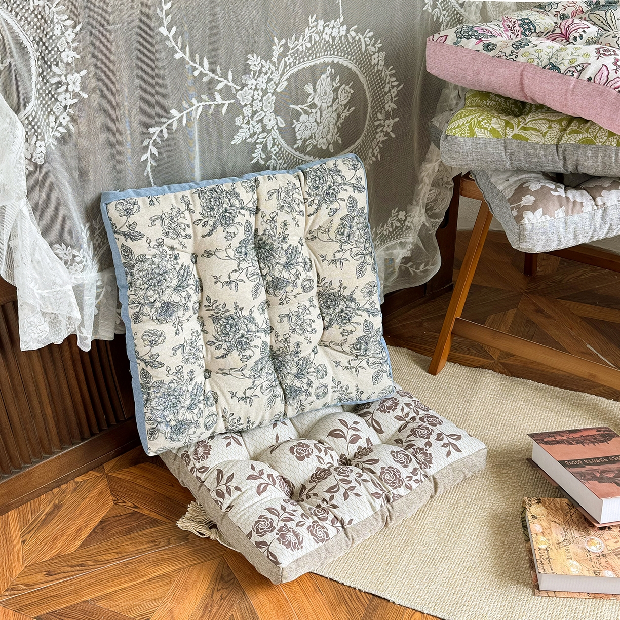 91家纺网 家纺一手货源 找家纺 座享家 2026新款棉麻碎花面包垫坐垫椅垫 组合图