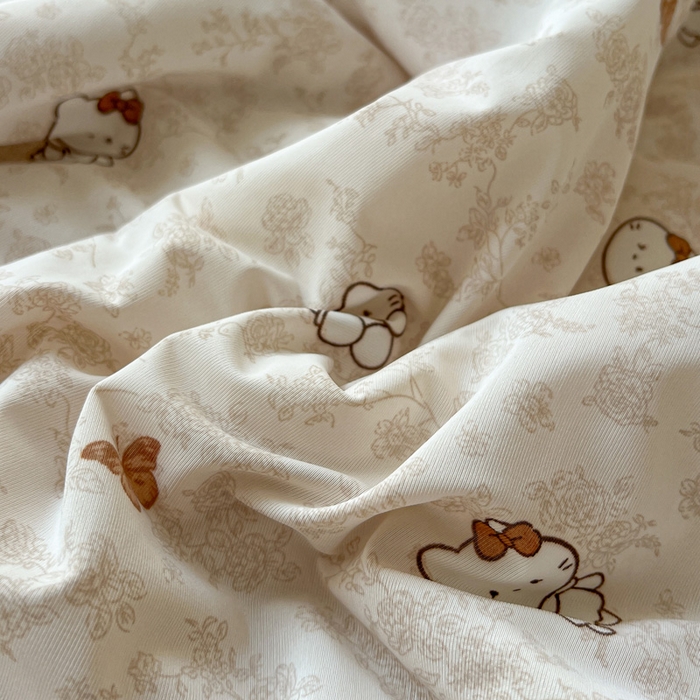 91家纺网 家纺一手货源 找家纺 卡普二店 2026新款A类锦氨凉感印花夏被四件套床盖凉席款--四件套 奶盖Kitty
