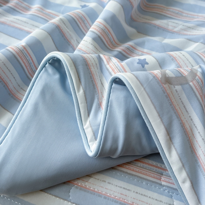 91家纺网 家纺一手货源 找家纺 卡普二店 2026新款A类锦氨凉感印花夏被四件套床盖凉席款--四件套 木马童话