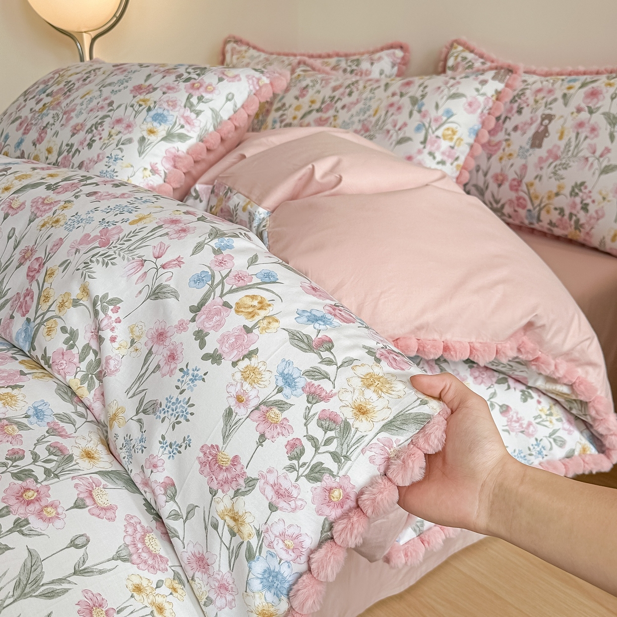 91家纺网 家纺一手货源 找家纺 （总）宅家居 2026新款轻奢极简风全棉毛球款40支纯棉13372小清新喷气印花四件套