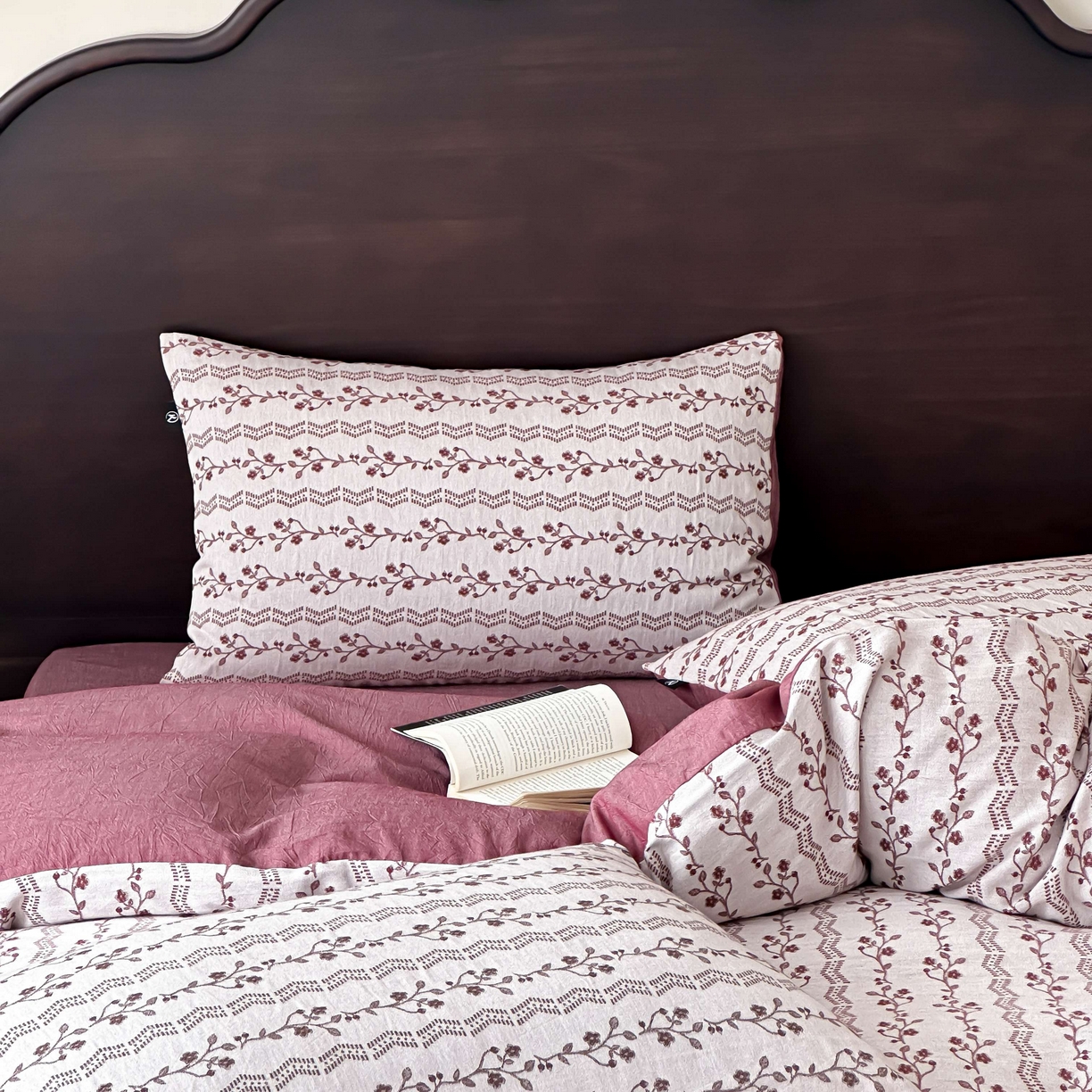 91家纺网 家纺一手货源 找家纺 旷野 2026新款色织全棉纯棉厚织大提花四件套-木槿系列 木槿-拉菲红