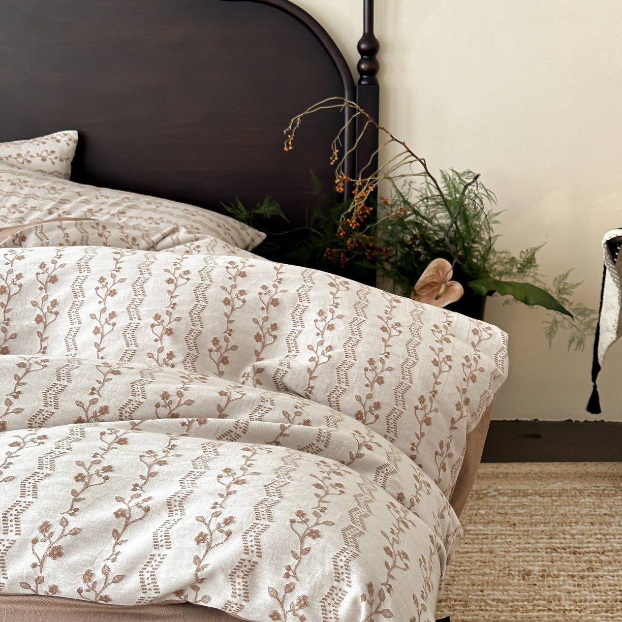 91家纺网 家纺一手货源 找家纺 旷野 2026新款色织全棉纯棉厚织大提花四件套-木槿系列 木槿-卡其