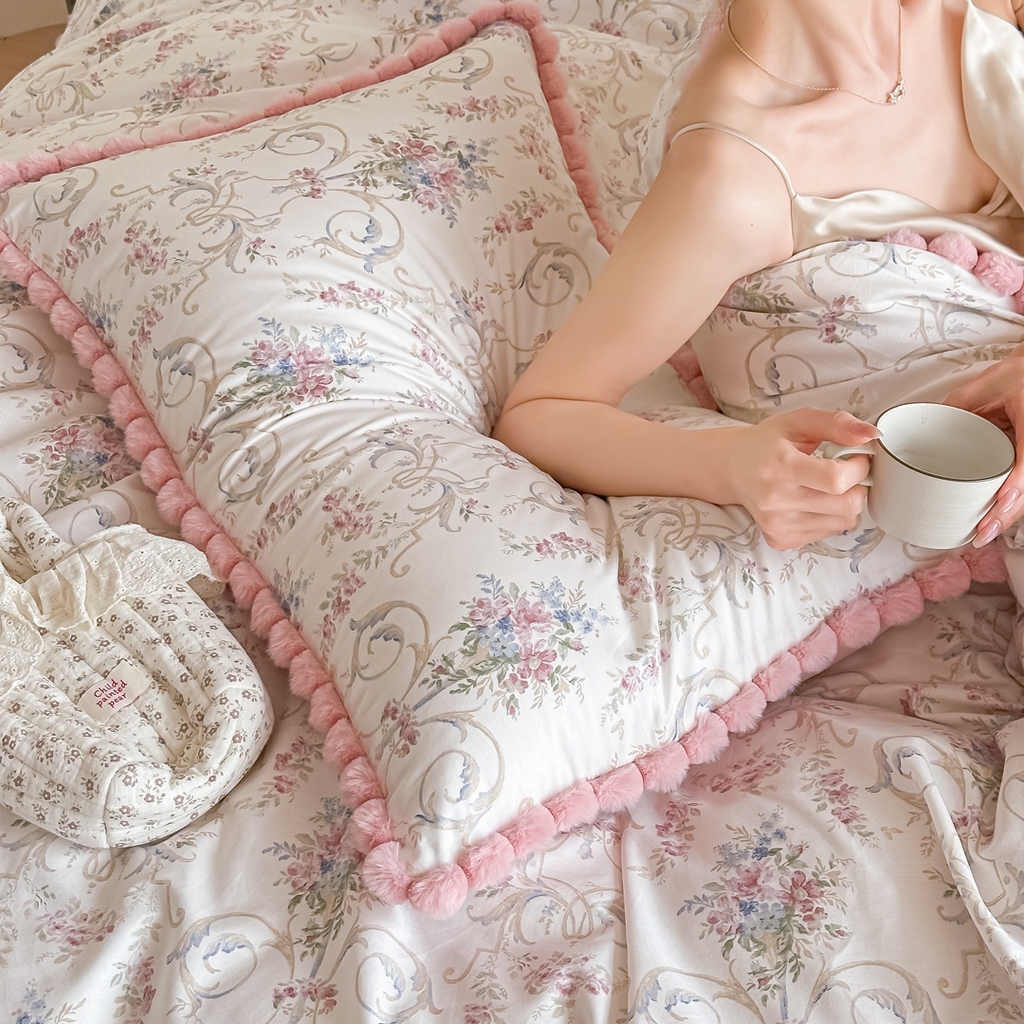 91家纺网 家纺一手货源 找家纺 宅家居 2026新款轻奢极简风全棉毛球款40支纯棉13372小清新喷气印花四件套 红柚香