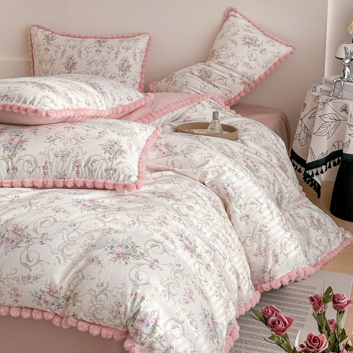 91家纺网 家纺一手货源 找家纺 宅家居 2026新款轻奢极简风全棉毛球款40支纯棉13372小清新喷气印花四件套 红柚香