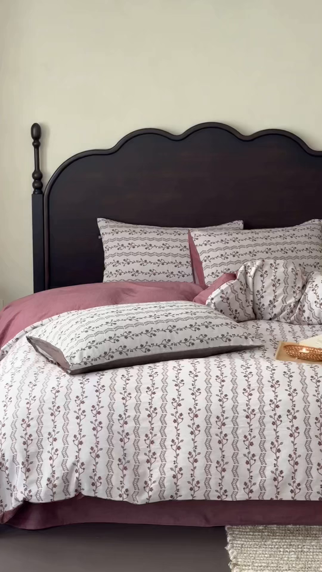 91家纺网 家纺一手货源 找家纺 旷野 2026新款色织全棉纯棉厚织大提花四件套-木槿系列 木槿-拉菲红