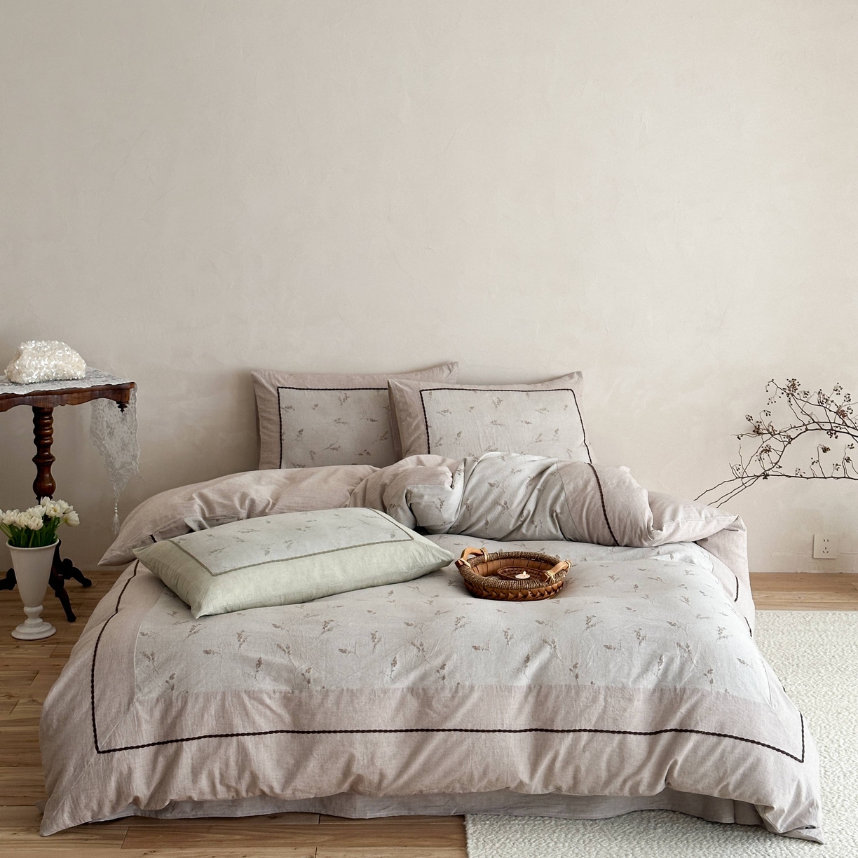 91家纺网 家纺一手货源 找家纺 （总）旷野 2026新款软糯亲肤简约提花四件套-木禾浅序系列