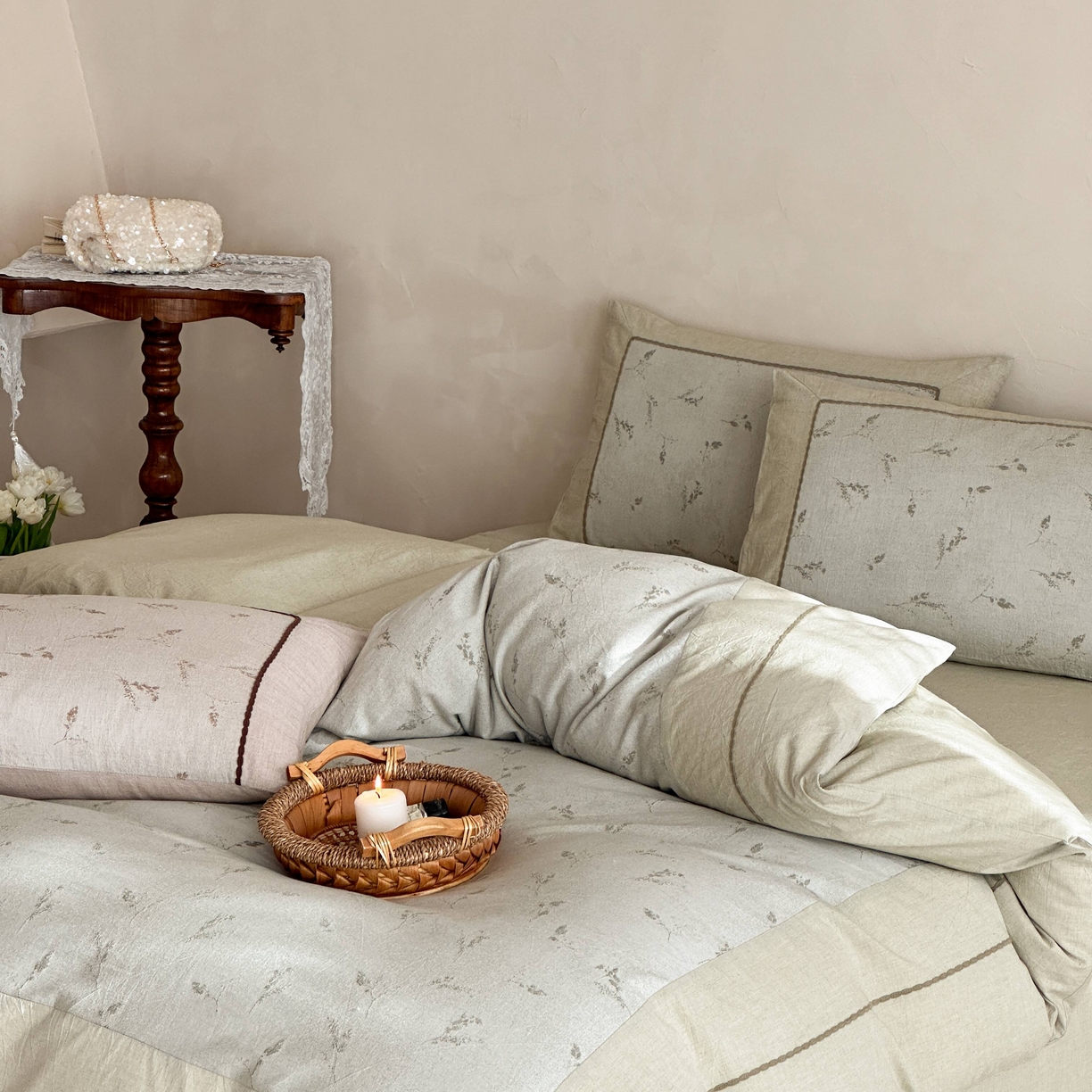 91家纺网 家纺一手货源 找家纺 旷野 2026新款软糯亲肤简约提花四件套-木禾浅序系列 木禾浅序-青茉