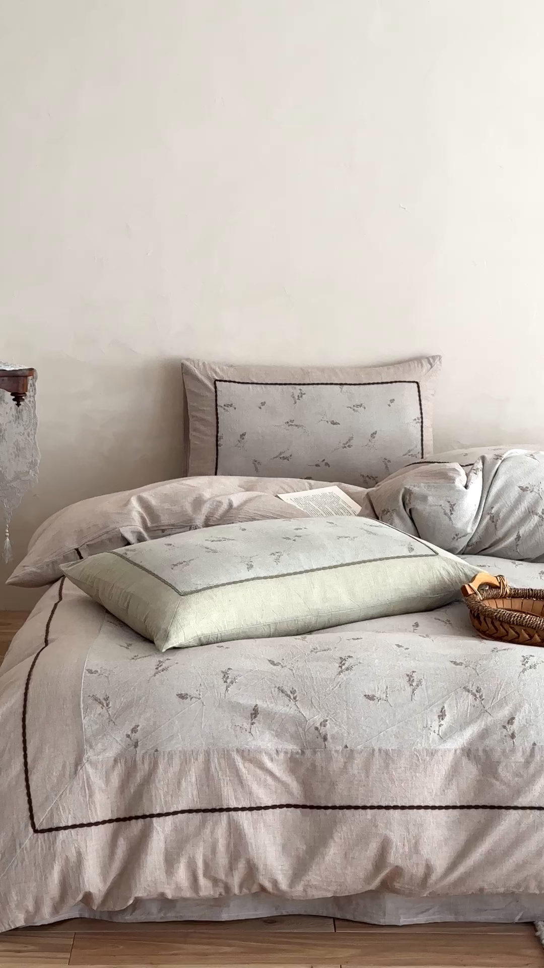 91家纺网 家纺一手货源 找家纺 （总）旷野 2026新款软糯亲肤简约提花四件套-木禾浅序系列