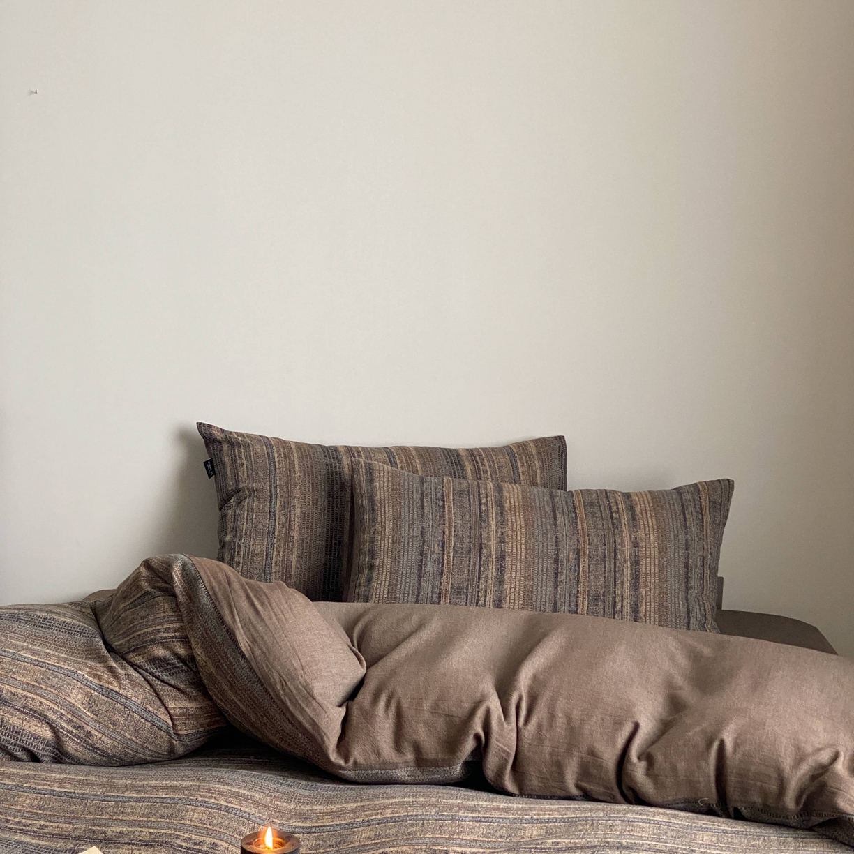 91家纺网 家纺一手货源 找家纺 旷野 2026新款复古风全棉纯棉色织提花双层纱四件套 墨染