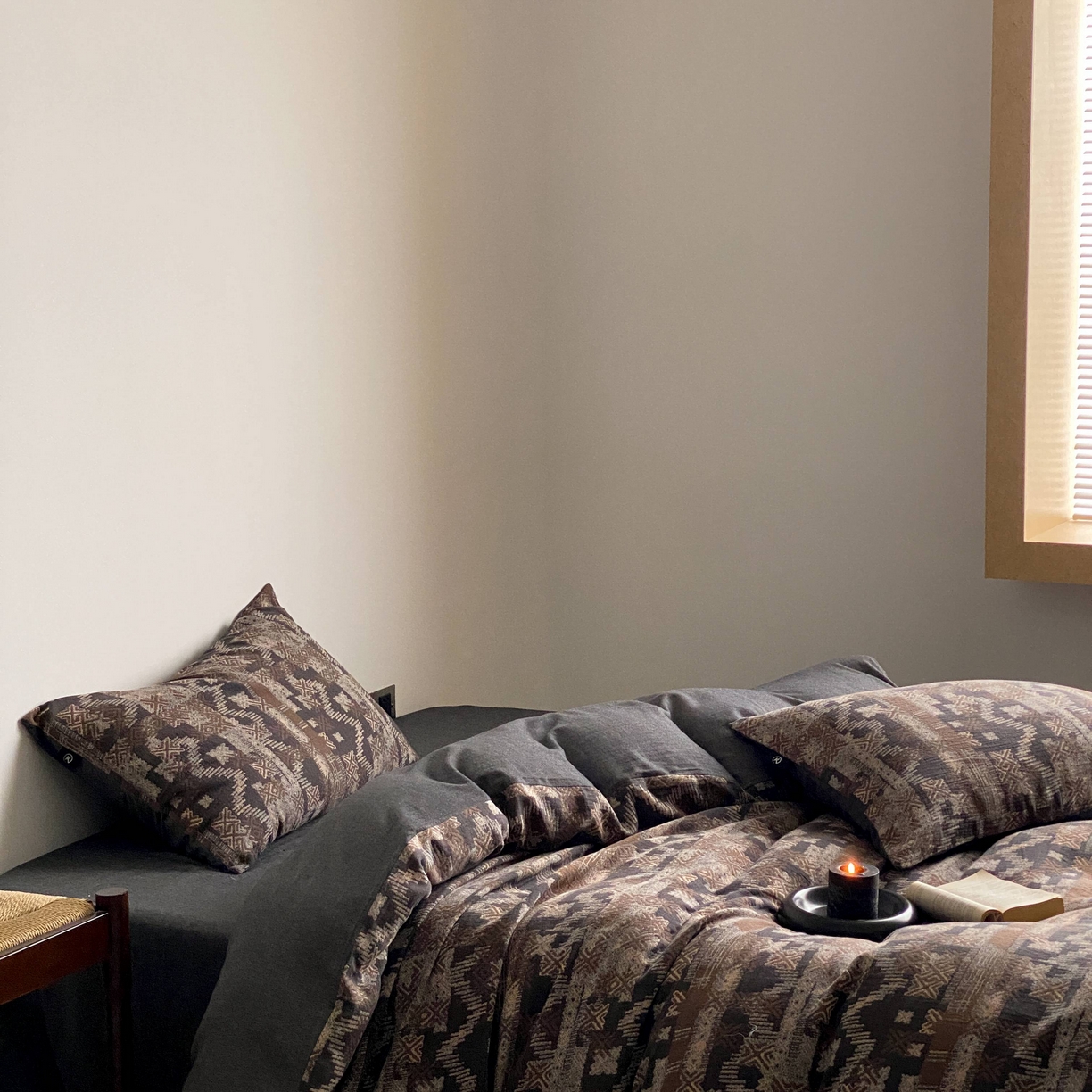 91家纺网 家纺一手货源 找家纺 旷野 2026新款复古风全棉纯棉色织提花双层纱四件套 米娅