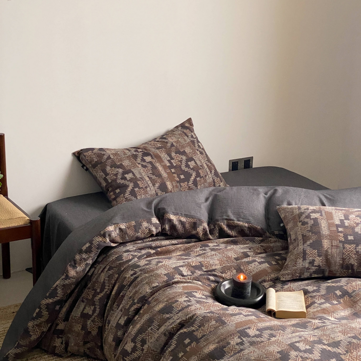 91家纺网 家纺一手货源 找家纺 旷野 2026新款复古风全棉纯棉色织提花双层纱四件套 米娅