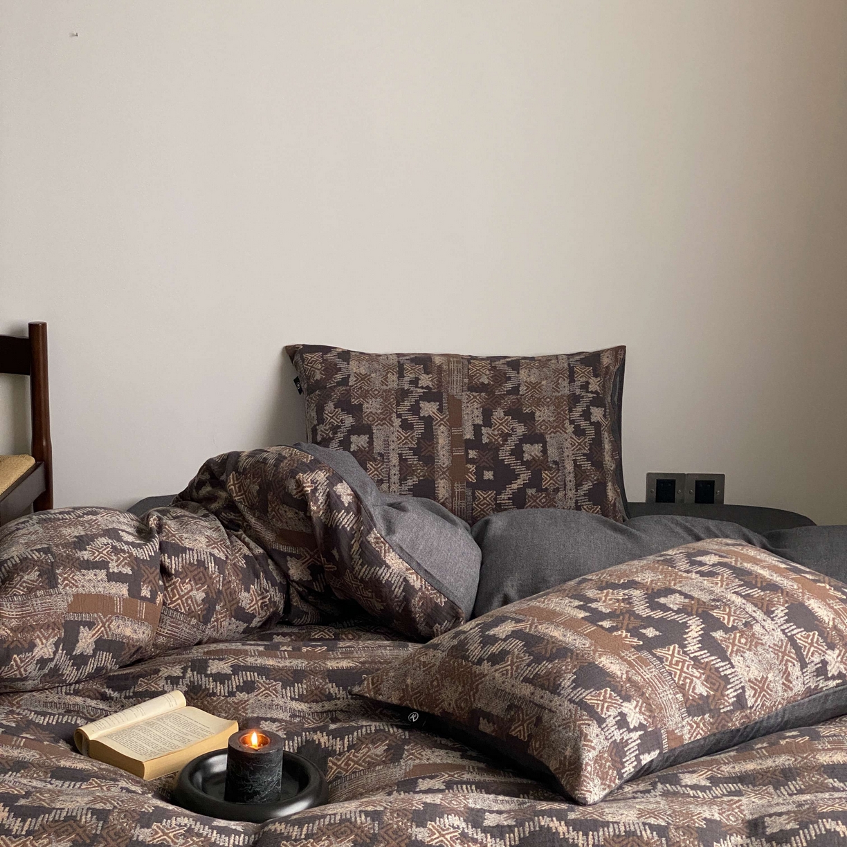 91家纺网 家纺一手货源 找家纺 旷野 2026新款复古风全棉纯棉色织提花双层纱四件套 米娅