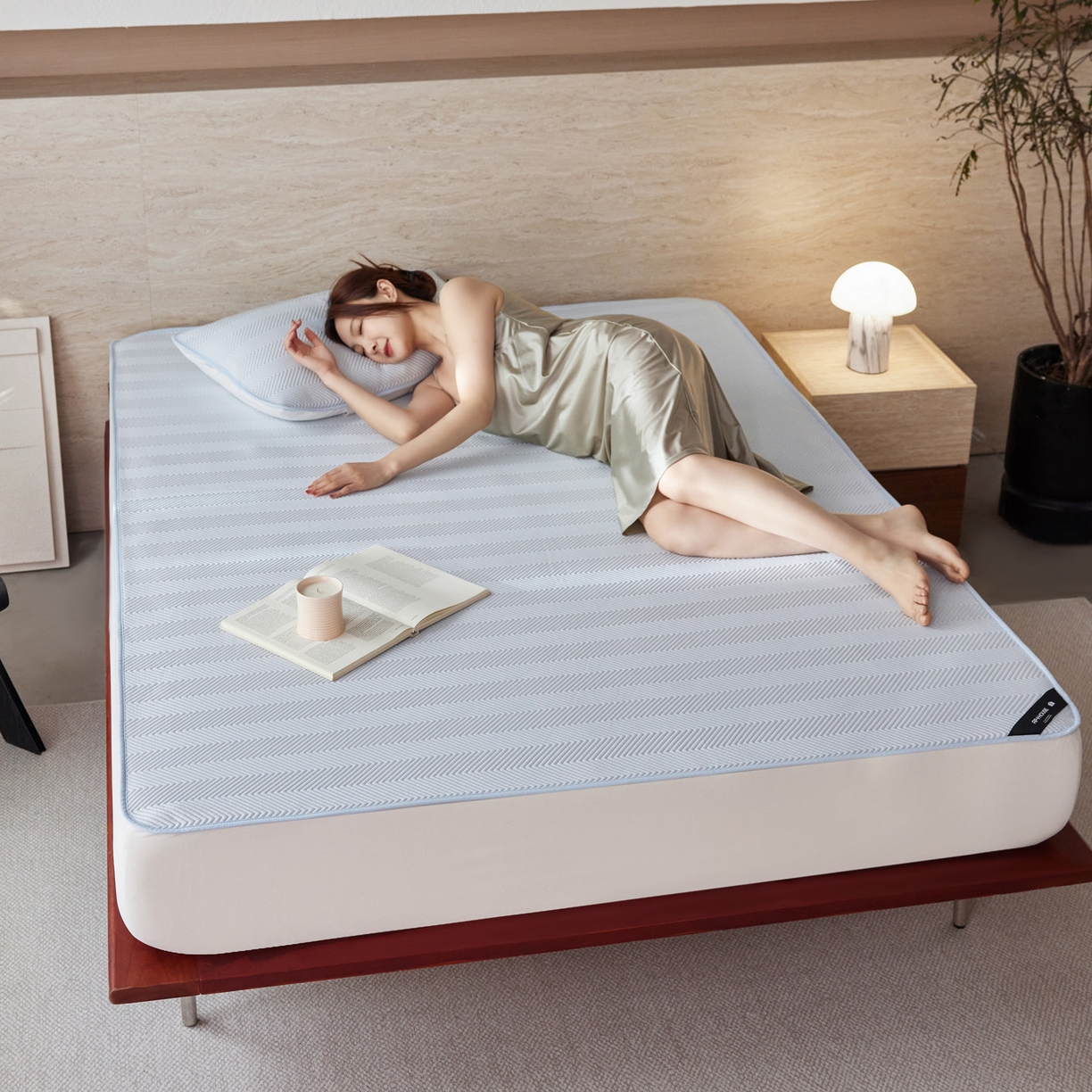 91家纺网 家纺一手货源 找家纺 （总）三味舒屋 2026新款织序系列提花冷感冰豆豆席床笠款软席席子