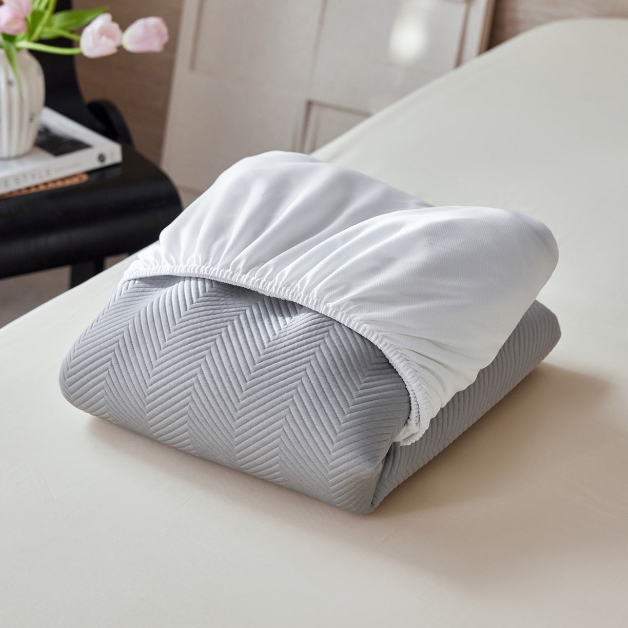 91家纺网 家纺一手货源 找家纺 三味舒屋 2026新款织序系列提花冷感冰豆豆席床笠款软席席子 织序暮灰