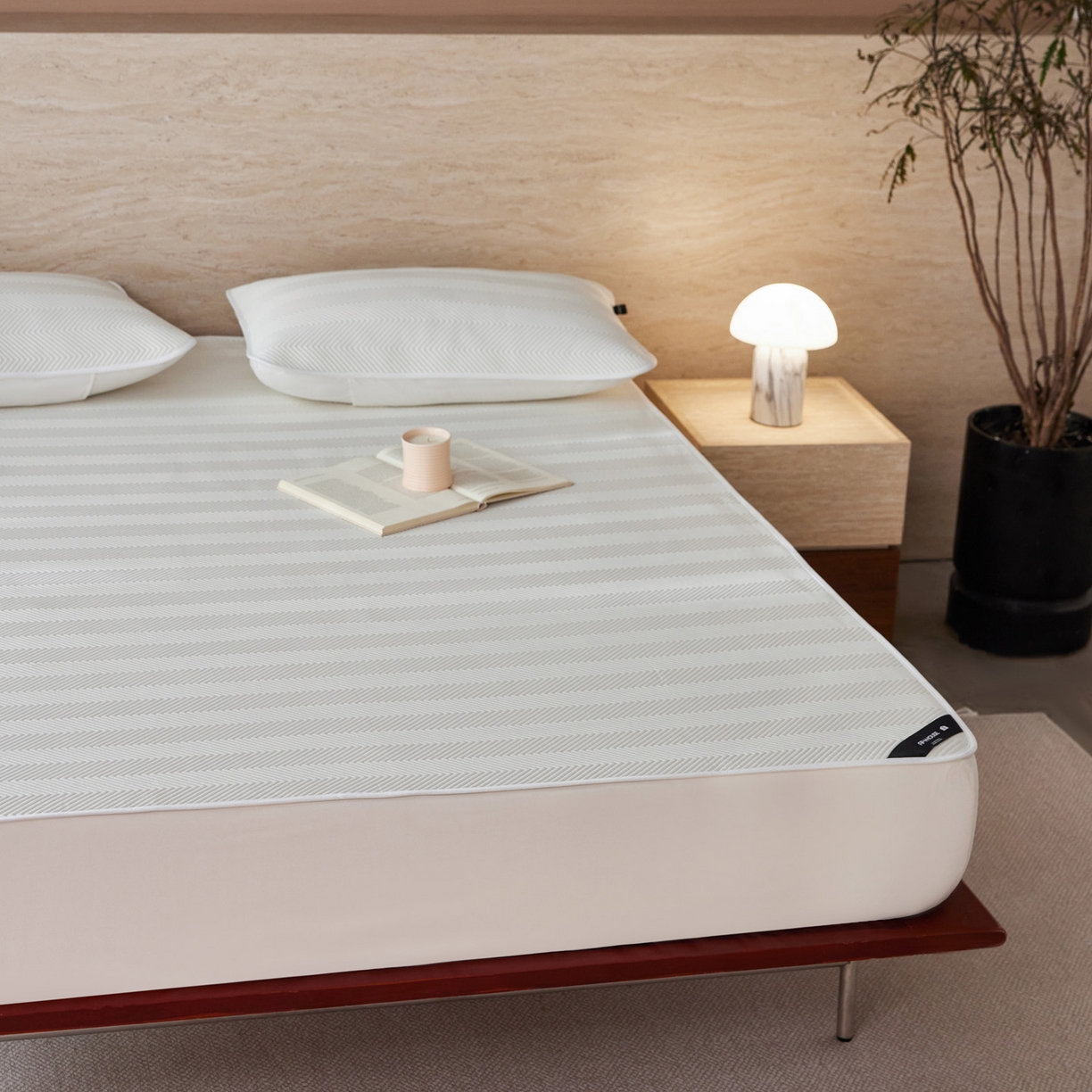 91家纺网 家纺一手货源 找家纺 三味舒屋 2026新款织序系列提花冷感冰豆豆席床笠款软席席子 织序本白