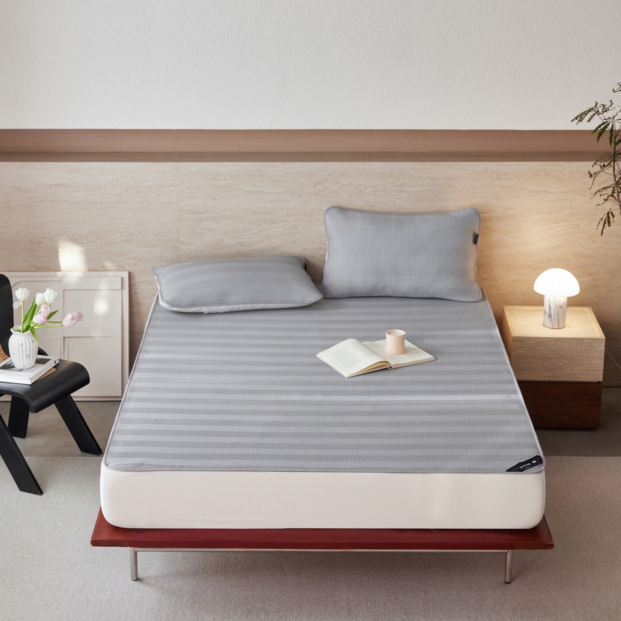 91家纺网 家纺一手货源 找家纺 三味舒屋 2026新款织序系列提花冷感冰豆豆席床笠款软席席子 织序暮灰