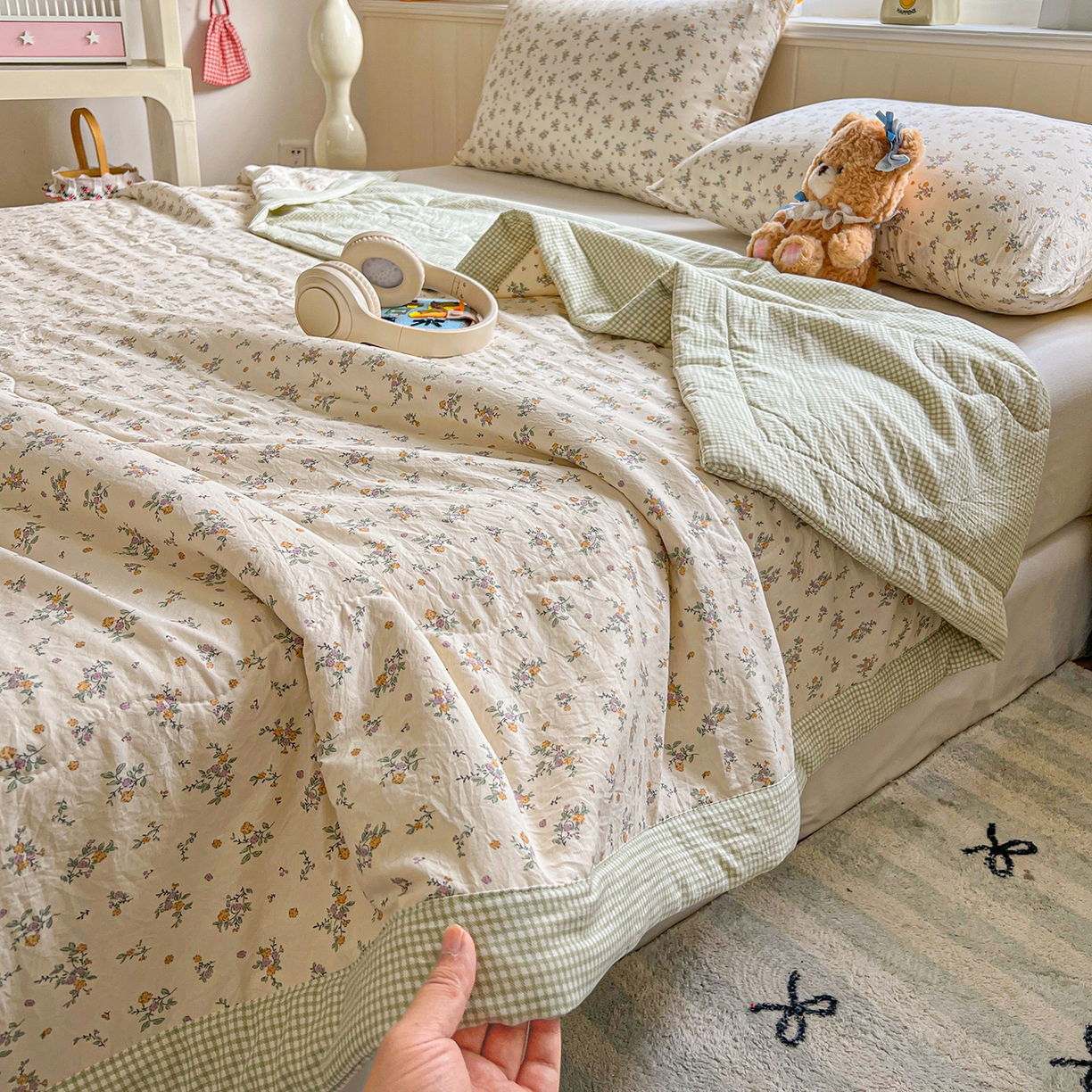 91家纺网 家纺一手货源 找家纺 十里居 2026新款A类水洗棉棉花夏凉被 花影绿