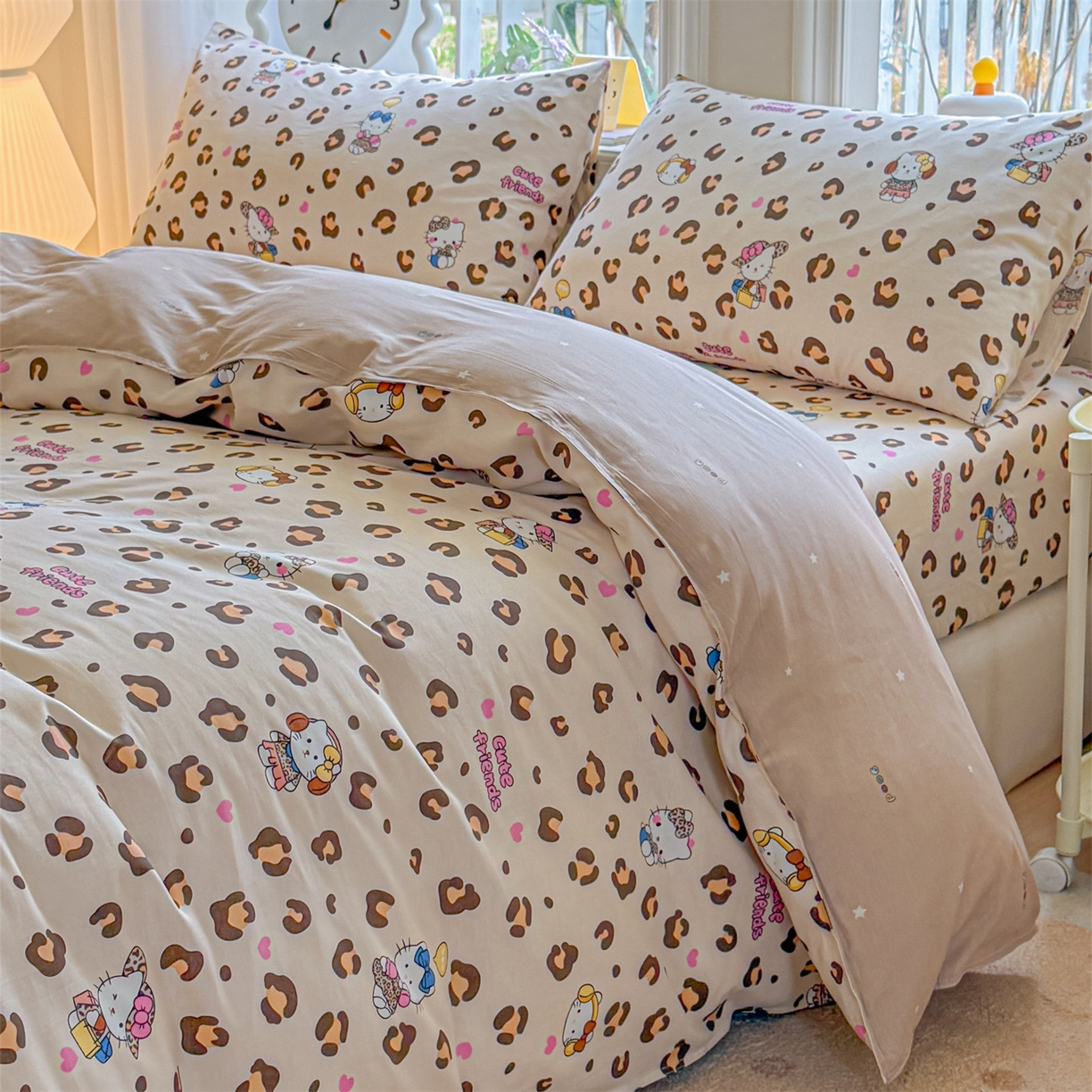 91家纺网 家纺一手货源 找家纺 女子家纺 2026新款全棉印花四件套系列 豹纹猫