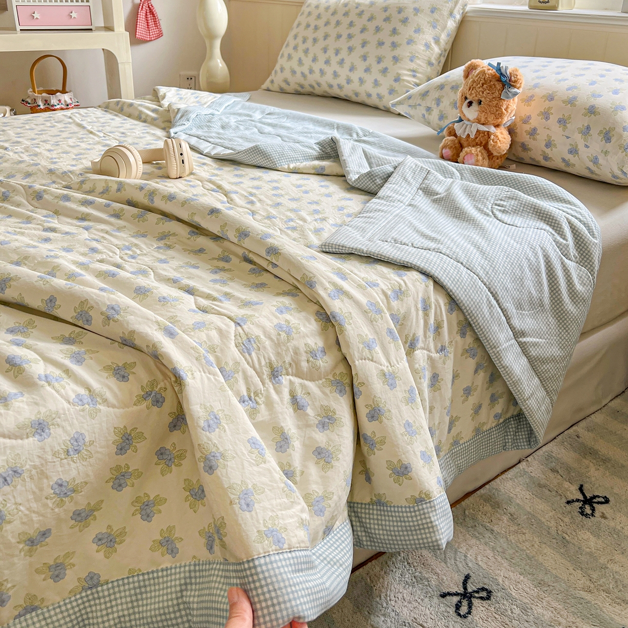 91家纺网 家纺一手货源 找家纺 十里居 2026新款A类水洗棉棉花夏凉被 碎花蓝