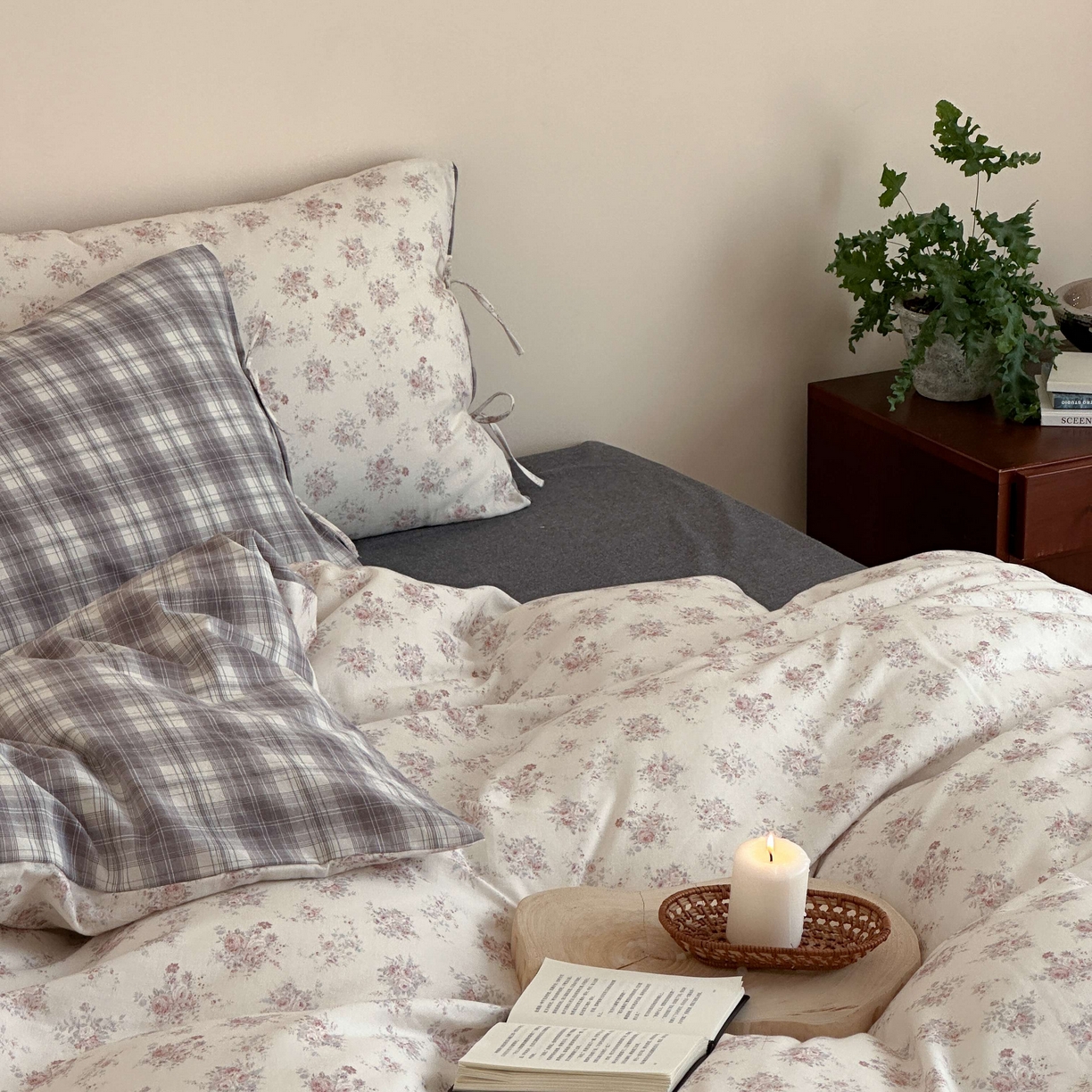 91家纺网 家纺一手货源 找家纺 （总）旷野 2026新款简约精致全棉纯棉水洗棉四件套-松间花信系列