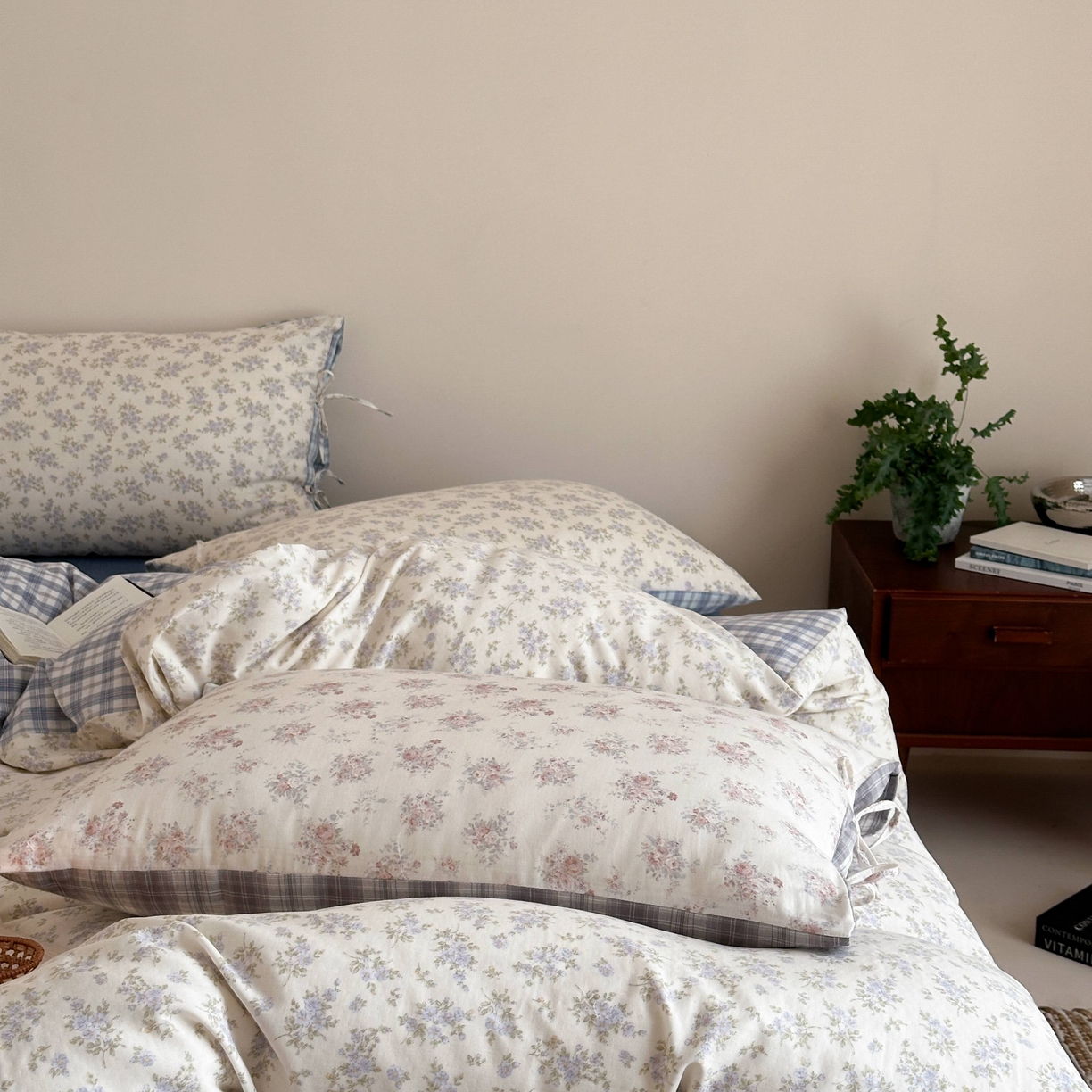 91家纺网 家纺一手货源 找家纺 旷野 2026新款简约精致全棉纯棉水洗棉四件套-松间花信系列 松间花信-海盐蓝