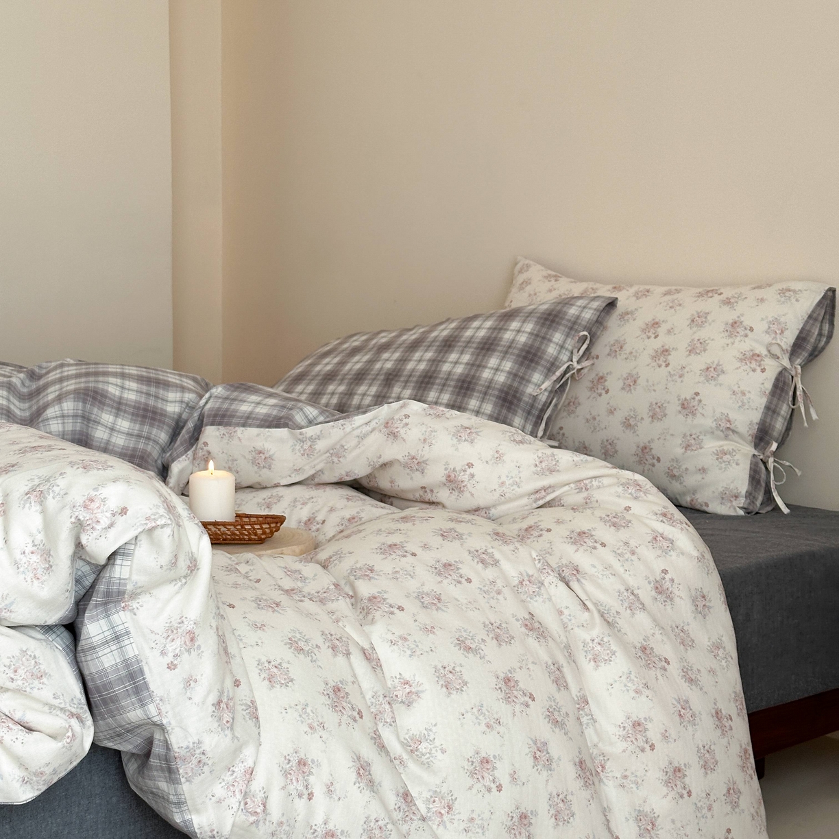 91家纺网 家纺一手货源 找家纺 旷野 2026新款简约精致全棉纯棉水洗棉四件套-松间花信系列 松间花信-粉雾灰