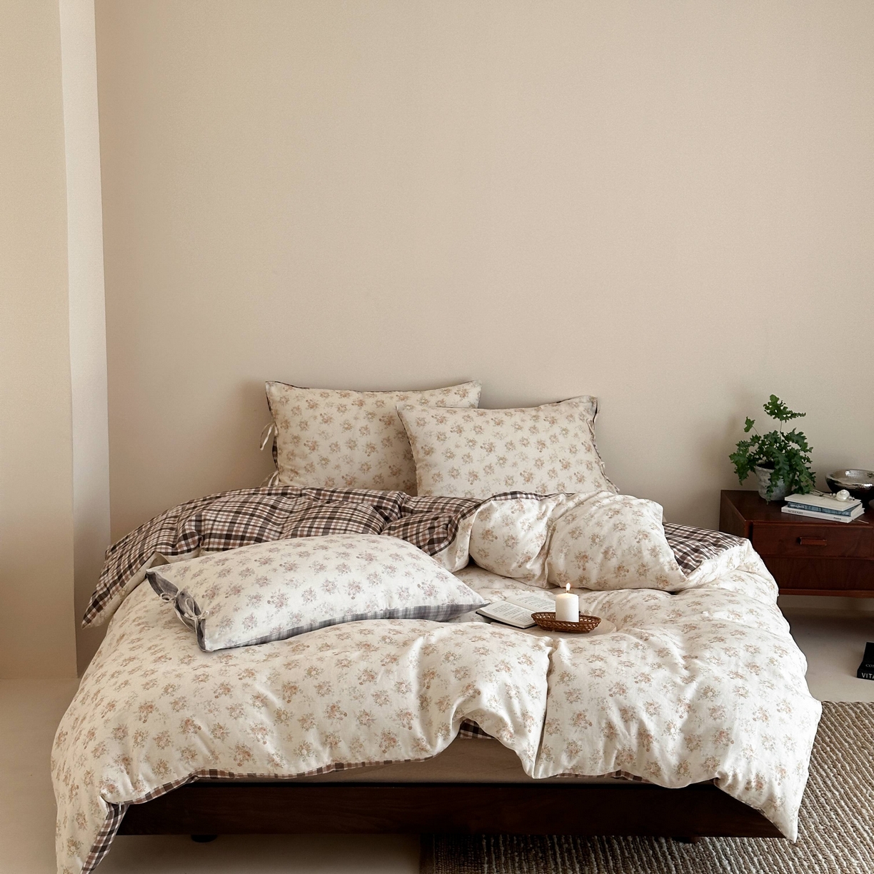 旷野 2026新款简约精致全棉纯棉水洗棉四件套-松间花信系列 松间花信-奶杏棕