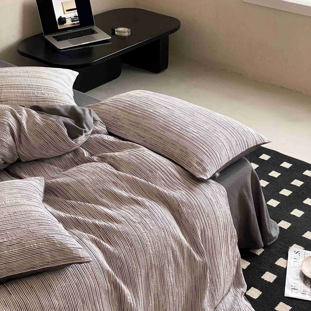 91家纺网 家纺一手货源 找家纺 旷野 2026新款棉麻侘寂风肌理感提花四件套-森川 森川-灰