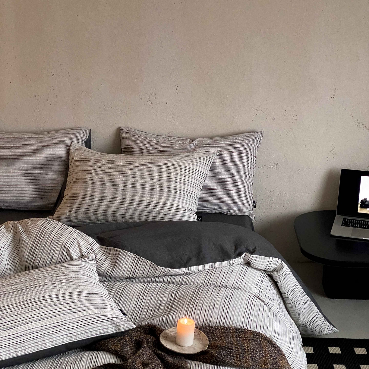 91家纺网 家纺一手货源 找家纺 旷野 2026新款棉麻侘寂风肌理感提花四件套-森川 森川-黑