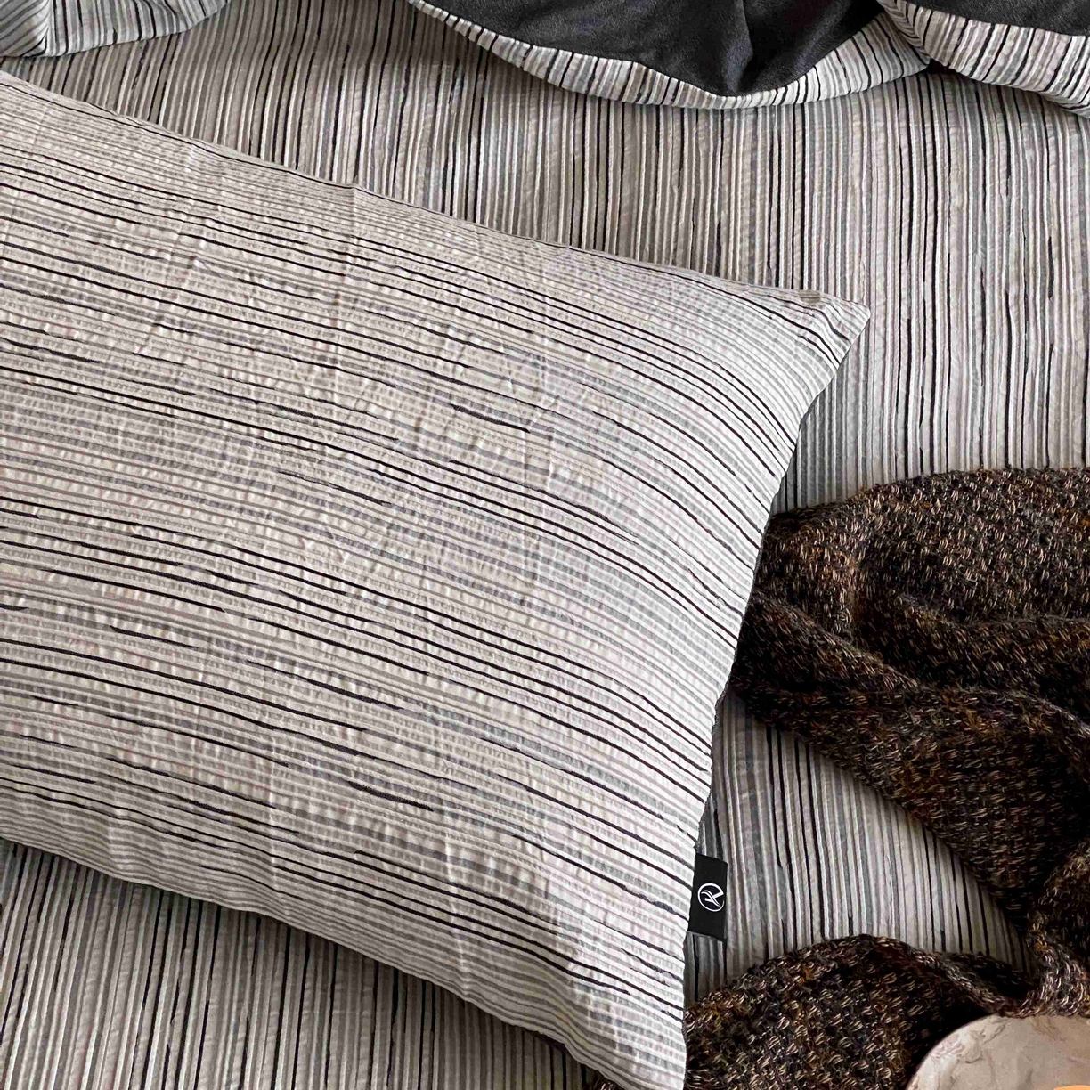 91家纺网 家纺一手货源 找家纺 旷野 2026新款棉麻侘寂风肌理感提花四件套-森川 森川-黑