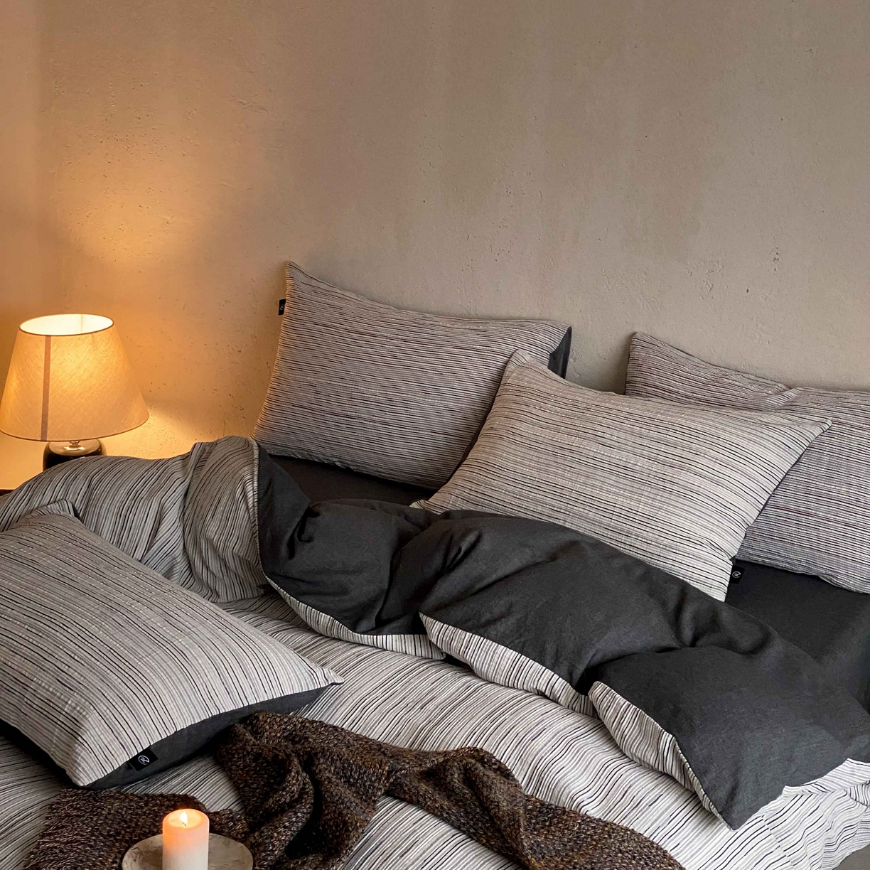 91家纺网 家纺一手货源 找家纺 旷野 2026新款棉麻侘寂风肌理感提花四件套-森川 森川-黑