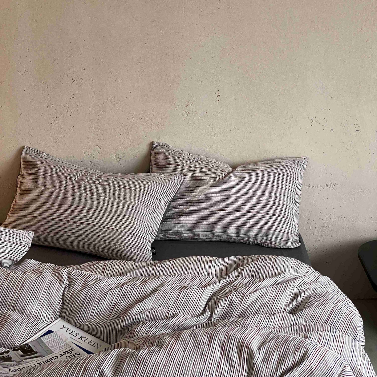 91家纺网 家纺一手货源 找家纺 旷野 2026新款棉麻侘寂风肌理感提花四件套-森川 森川-黑