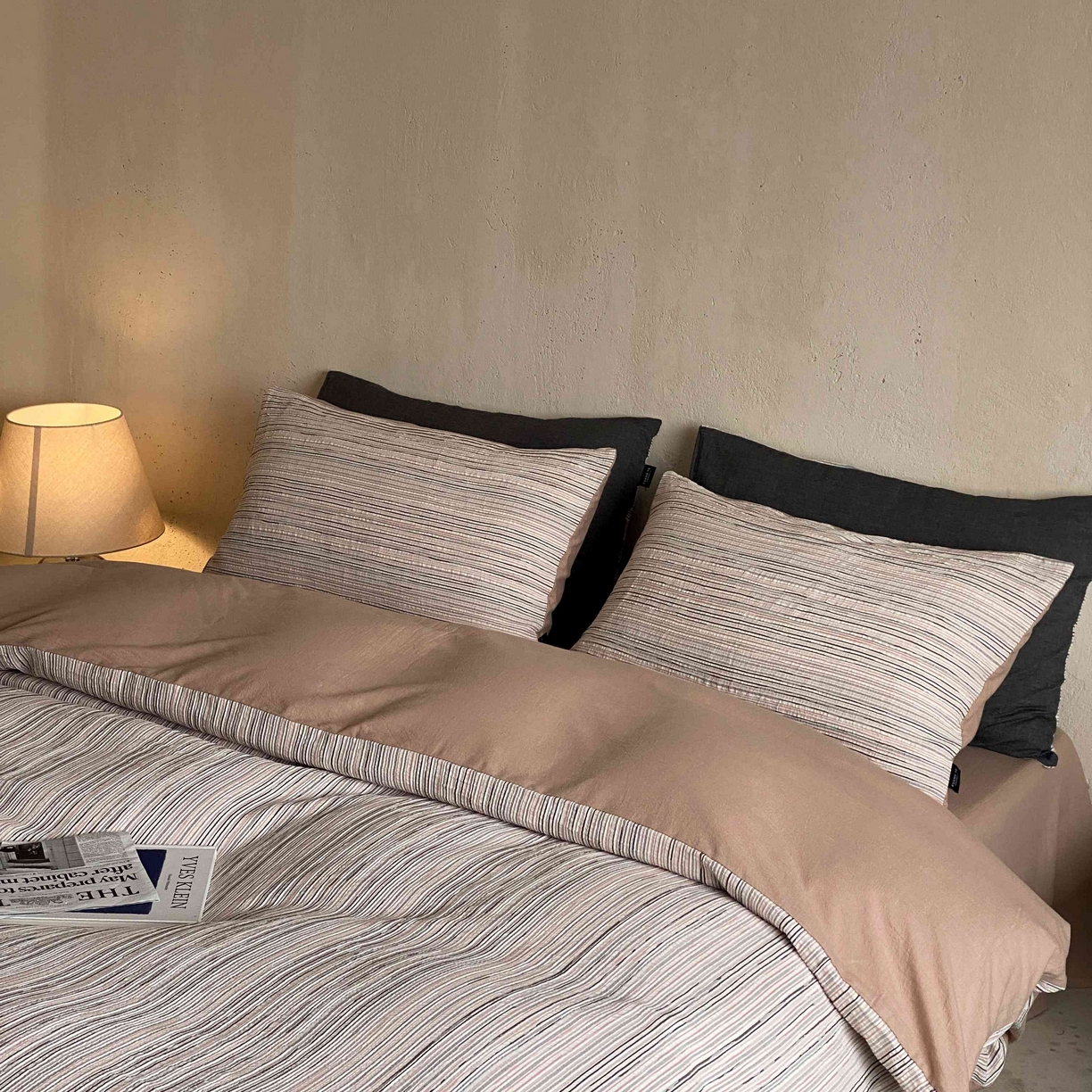 91家纺网 家纺一手货源 找家纺 旷野 2026新款棉麻侘寂风肌理感提花四件套-森川 森川-粉