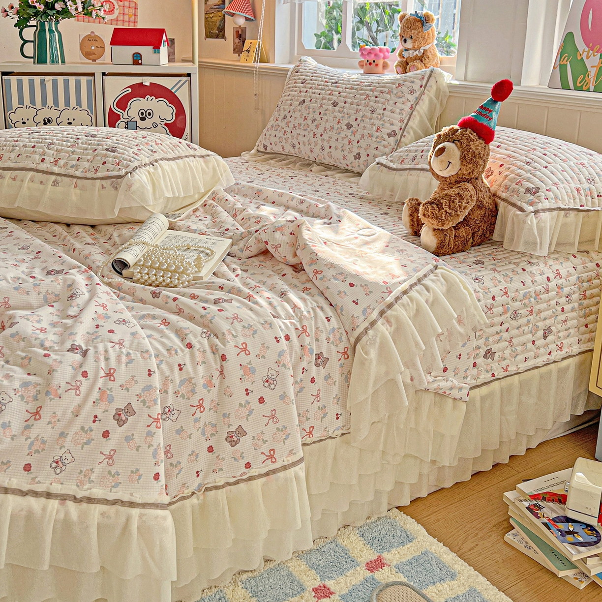 91家纺网 家纺一手货源 找家纺 富米莱单品馆 2026新款高奢维密花边冰肤格凉感夏凉被床盖夏被四件套 夏被床盖-粉结小熊