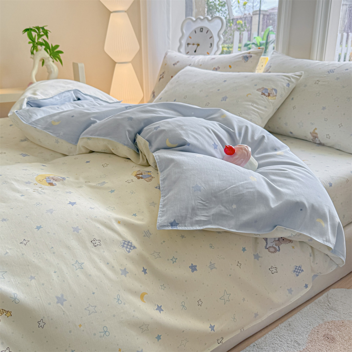 91家纺网 家纺一手货源 找家纺 女子家纺 2026新款全棉印花四件套系列 酣睡熊