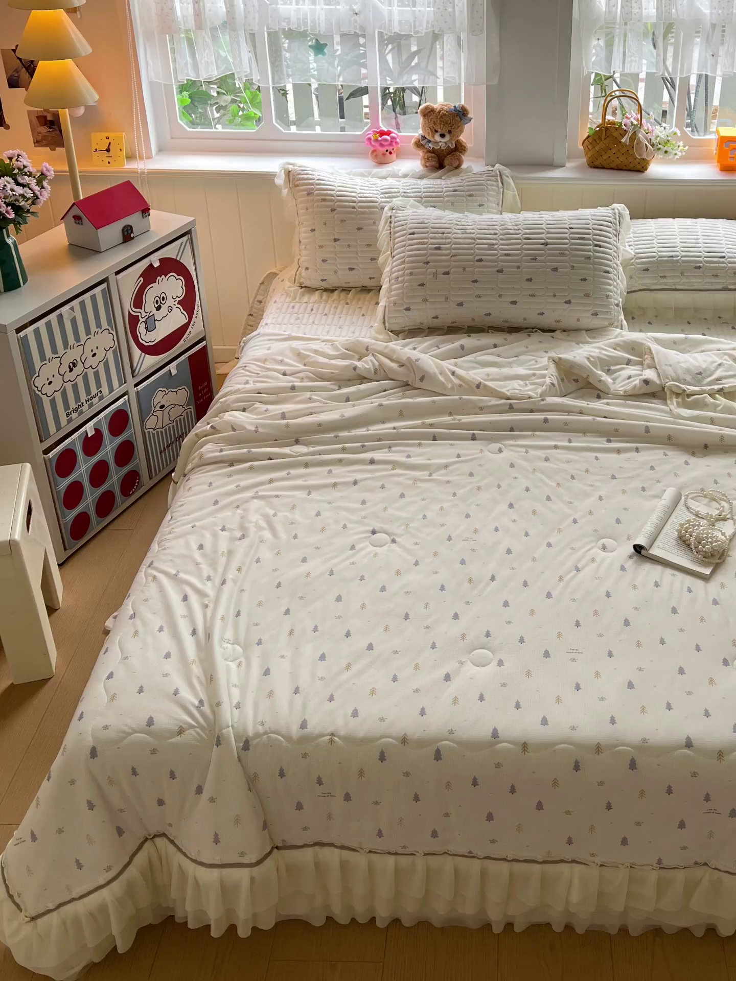 91家纺网 家纺一手货源 找家纺 富米莱单品馆 2026新款高奢维密花边冰肤格凉感夏凉被床盖夏被四件套 夏被床盖-梦幻森林