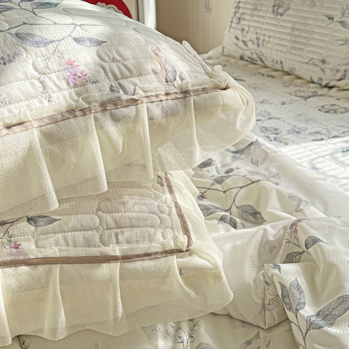 91家纺网 家纺一手货源 找家纺 富米莱单品馆 2026新款高奢维密花边冰肤格凉感夏凉被床盖夏被四件套 夏被床盖-水墨江南