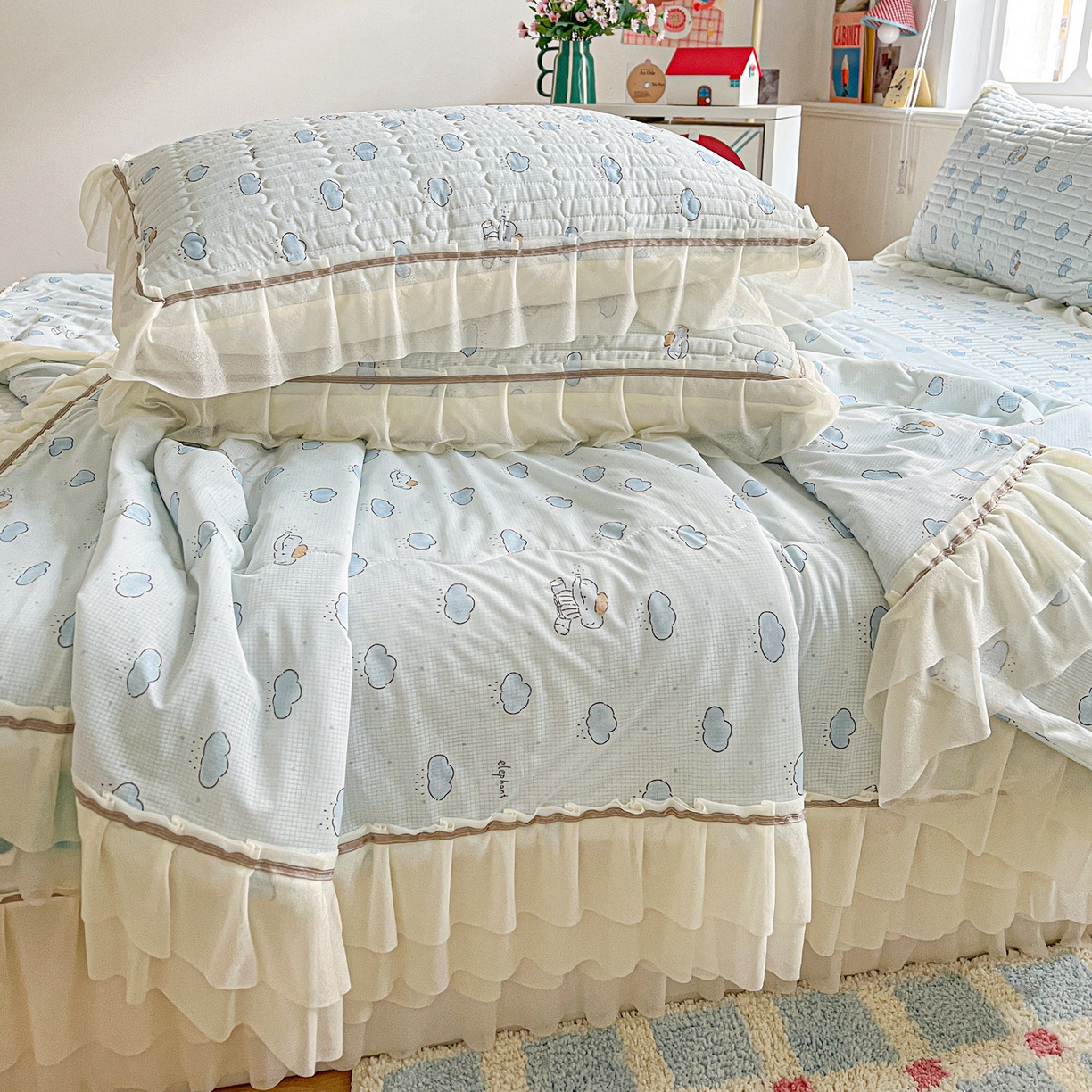 91家纺网 家纺一手货源 找家纺 富米莱单品馆 2026新款高奢维密花边冰肤格凉感夏凉被床盖夏被四件套 夏被床盖-云间小象