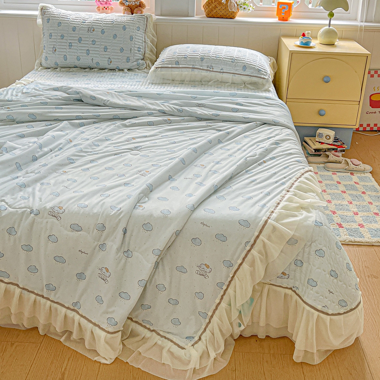 91家纺网 家纺一手货源 找家纺 富米莱单品馆 2026新款高奢维密花边冰肤格凉感夏凉被床盖夏被四件套 夏被床盖-云间小象