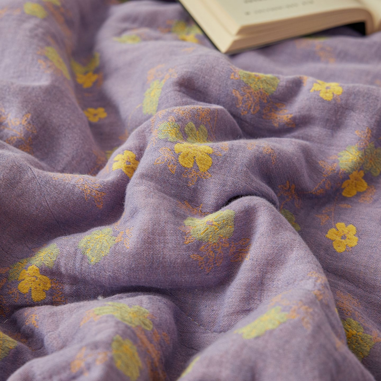 91家纺网 家纺一手货源 找家纺 睡棉坊 2026新款全棉色织提花双层纱夏被全棉夏凉被里外全棉天然棉花被 金语谣-紫黄