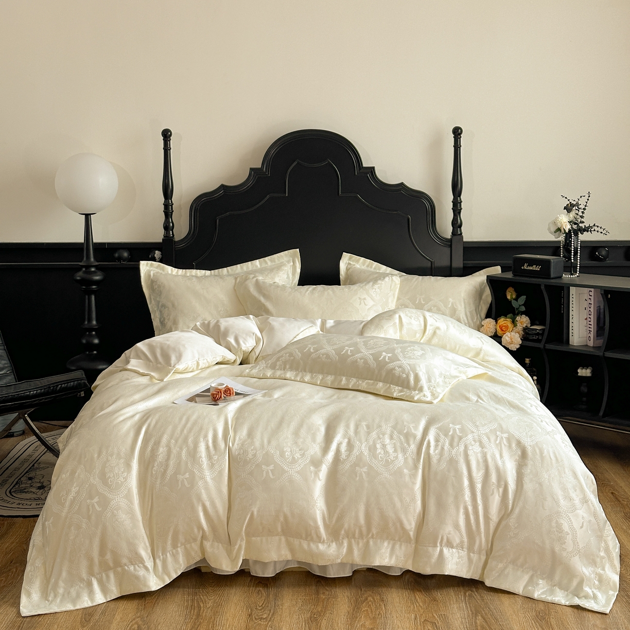 91家纺网 家纺一手货源 找家纺 提花大世界 2026新款简奢被套款水洗真丝天丝提花丝滑床单床盖四件套 巴黎邂逅-玉瓷白