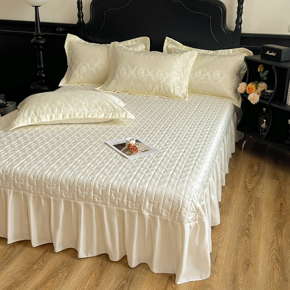 91家纺网 家纺一手货源 找家纺 提花大世界 2026新款简奢被套款水洗真丝天丝提花丝滑床单床盖四件套 巴黎邂逅-玉瓷白