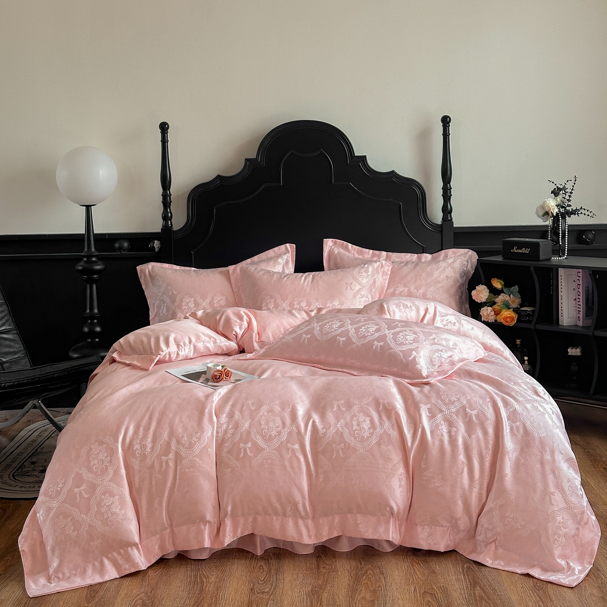 91家纺网 家纺一手货源 找家纺 提花大世界 2026新款简奢被套款水洗真丝天丝提花丝滑床单床盖四件套 巴黎邂逅-甜心粉
