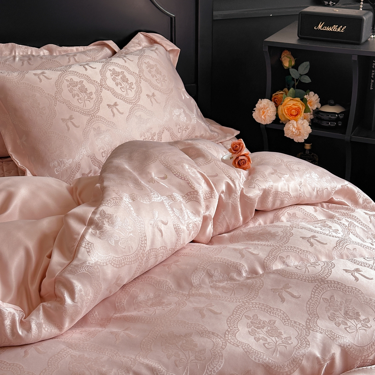 91家纺网 家纺一手货源 找家纺 提花大世界 2026新款简奢被套款水洗真丝天丝提花丝滑床单床盖四件套 巴黎邂逅-胭脂玉