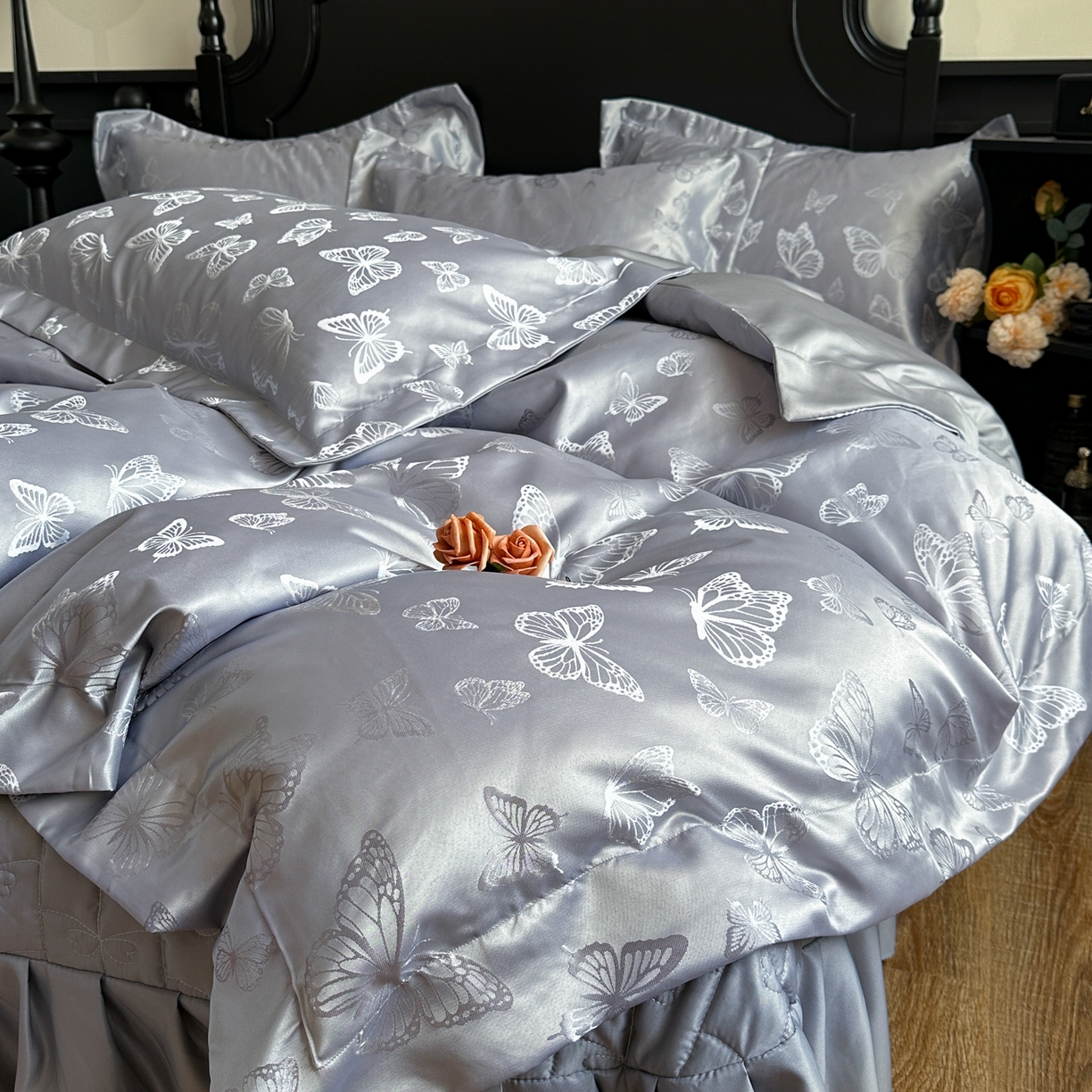 91家纺网 家纺一手货源 找家纺 提花大世界 2026新款简奢被套款水洗真丝天丝提花丝滑床单床盖四件套 谍影流光-大象灰