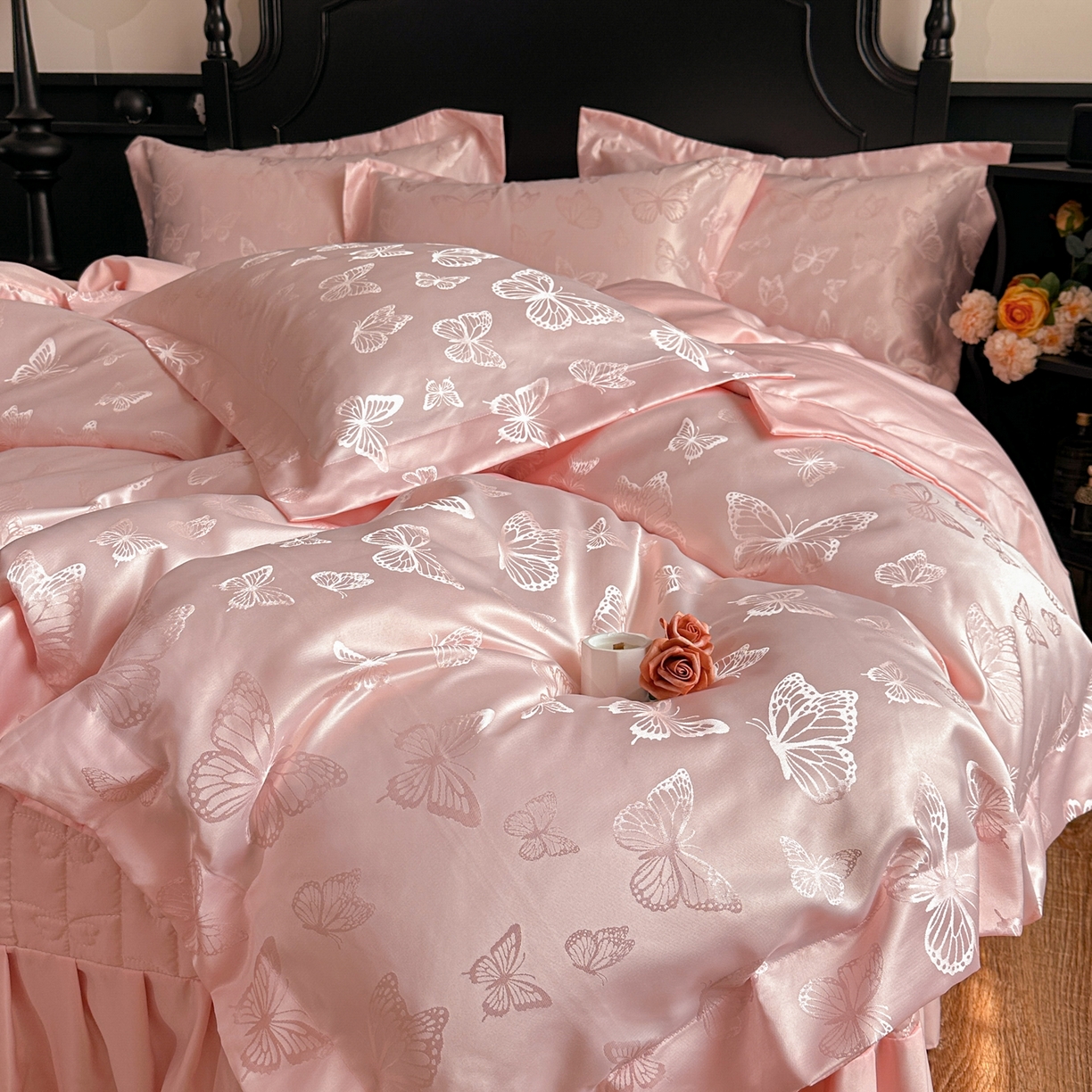 91家纺网 家纺一手货源 找家纺 提花大世界 2026新款简奢被套款水洗真丝天丝提花丝滑床单床盖四件套 谍影流光-慕斯粉