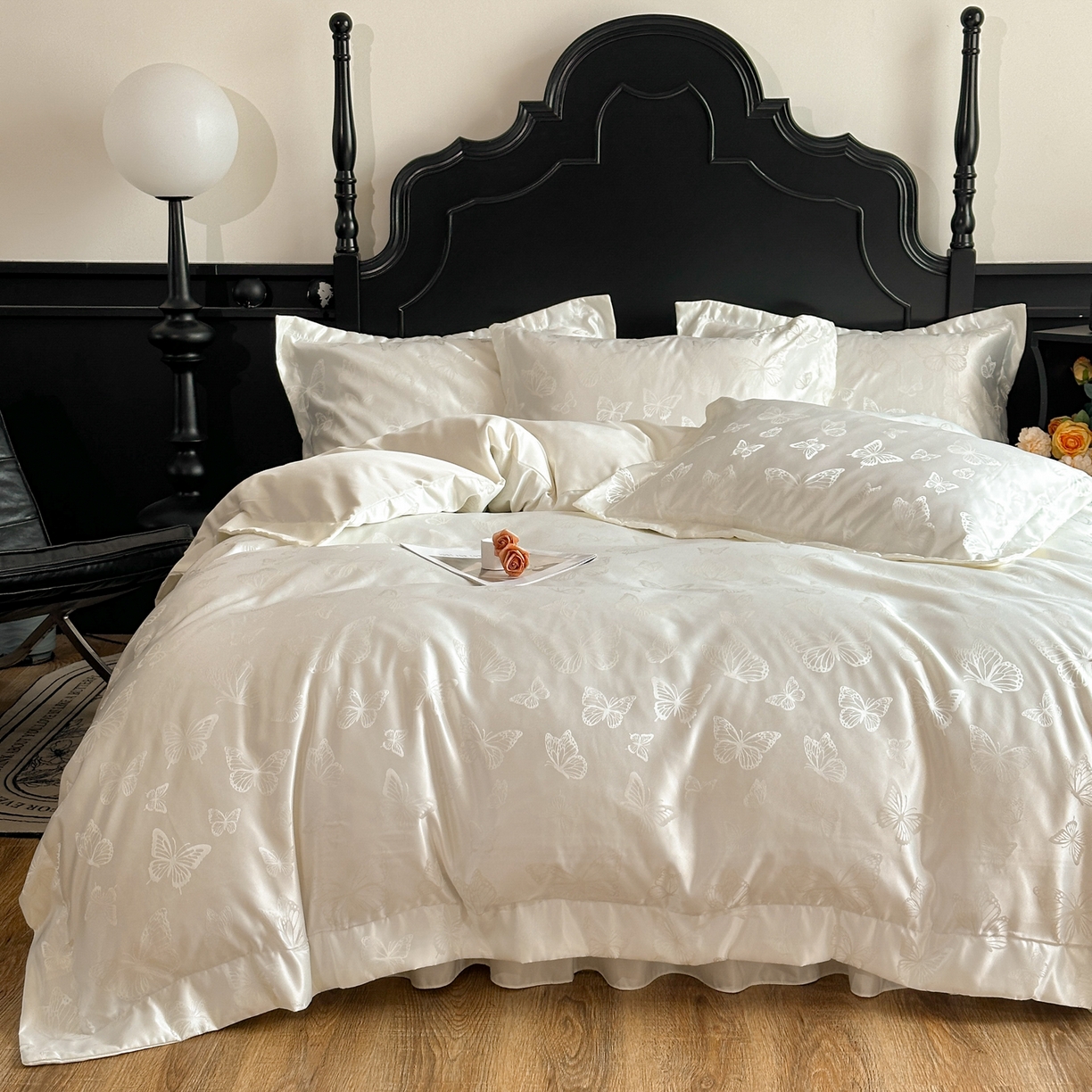 91家纺网 家纺一手货源 找家纺 提花大世界 2026新款简奢被套款水洗真丝天丝提花丝滑床单床盖四件套 谍影流光-月光白